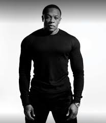 Dre came from a musical background. Dr Dre Mit Im Krankenhaus Produzent Meldet Sich Bei Seinen Fans