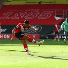 Birmingham city scored two goals in two minutes at ewood park to earn a draw against blackburn rovers in the championship. Southampton S Bright Start Ensures First Defeat For Lacklustre 10 Man Everton Premier League The Guardian