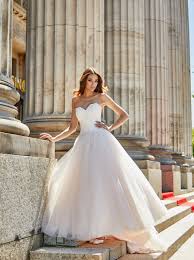 Flagship store ostwall 50, 47798 krefeld. Brautmode
