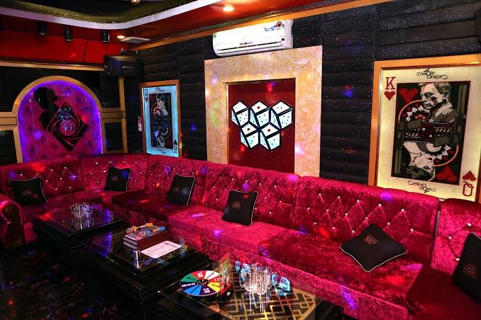 Karaoke Icool - 120 Thành Thái - 9Club Đặt Bàn Ngay