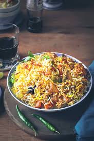 Best Hyderabadi Veg Biryani Recipe Dum Style Cubes N Juliennes Recipe Veg Biryani Biryani Recipe Vegetable Dum Biryani Recipe