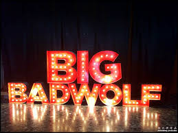 Some parts of the walk from miecc to mines shopping centre is pretty dodgy. Big Bad Wolf Book Sale Miecc The Mines I M Saimatkong