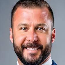 Adam Willmon's Instagram, Twitter & Facebook