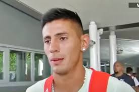 Corinthians contrata Fabrizio Angileri, lateral argentino, e confirma saída  de outro jogador