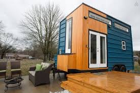 185 Sq Ft Nashville Modern Tiny House Modern Tiny House Tiny House Exterior Tiny House