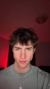 Brandon Houle (@brandon.houlee) • Threads, Say more