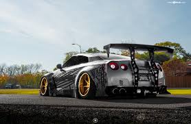 Time Attack Nissan Gt R By Avant Garde Liberty Walk Gtr Nissan Gtr