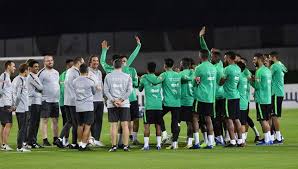 أهم إنجازات الملك سلمان في السعودية خلال عام : Ù‚Ø¨Ù„ ÙƒØ£Ø³ Ø£Ø³ÙŠØ§ ØªØ¹Ø±Ù Ø¹Ù„Ù‰ ØªØ·ÙˆØ±Ø§Øª Ø¥ØµØ§Ø¨Ø© Ø³Ù„Ù…Ø§Ù† Ø§Ù„ÙØ±Ø¬ Ù…ÙˆÙ‚Ø¹ Ø³Ø¨ÙˆØ±Øª 360 Ø§ÙƒØªÙÙ‰ Ø³Ù„Ù…Ø§Ù† Ø§Ù„ÙØ±Ø¬ Ù„Ø§Ø¹Ø¨ Ø§Ù„Ù‡Ù„Ø§Ù„ ÙˆØ§Ù„Ù…Ù†ØªØ®Ø¨ Ø§Ù„Ø³Ø¹ÙˆØ¯ÙŠ Ø¨ØªØ¯Ø±ÙŠØ¨Ø§Øª Ø®Ø§ØµØ© Ù… Soccer Soccer Field Fashion