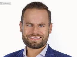 Lori Marceau's Instagram, Twitter & Facebook