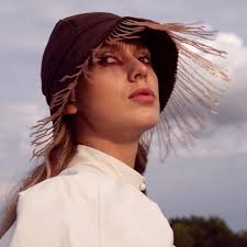 Laura Maddison Creative