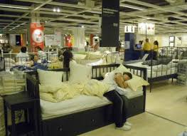 من غرائب الشعب الصيني معرض ايكيا مكان ينام فيه الزوار مدونة الجلاوي