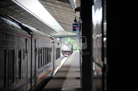 If you are arriving in alor setar by train, you will have to take a walk from alor setar railway station into the city centre where the nearest bus stop is located. Proposed Cessation Of Selected Train Services And New Bus Subsidiary For Ktm Berhad Railtravel Station