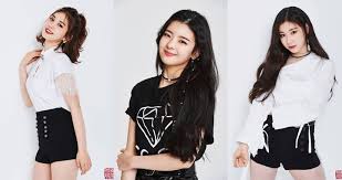 Reactions 1,684 posts 1,348 guild ღtrust me m̷id̷zy̷. Bukti Jeon Somi Seharusnya Debut Bareng Itzy Sebelum Digantikan Member Ini