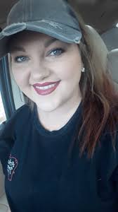 Happy Friday from a very pregnant and runway model, Lady Legacy 😊