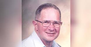 Bessie Moses's Instagram, Twitter & Facebook