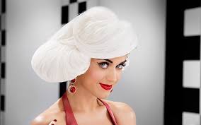 Katy perry released the dramatically fearless video for her new 2016 olympics single â€œrise.â€. Perry White Hd Wallpapers Free Download Wallpaperbetter