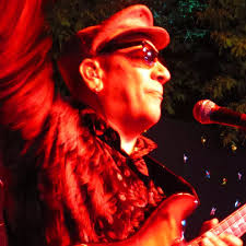 🚐 Nuestro fin de semana largo arrancó en el pintoresco pueblo de  #SantoDomingo . Nos reencontramos con muchos seguidores después de varios  años 🤗 . Muchas gracias por tanto cariño y será