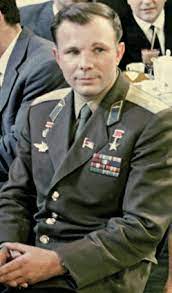 108 minuten dauerte sein weltraumflug. Yuri Gagarin Wikipedia