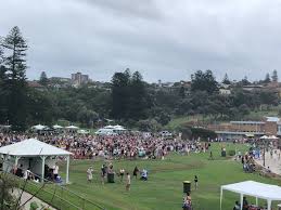 Bronte beach's moment in time is felt with the easiness of the scene and a soft color palette. Hbux6nk2yu2rcm