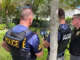 We're conveniently positioned by palm beach intl airport (pbi), palm beach county convention center, the south florida fairgrounds, the port of palm beach, corporate parks, city place and worth avenue. Woman 34 Facing Attempted Murder Charges In West Palm Beach Motel Shootings