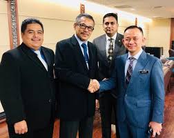 Lawatan menteri pendidikan dr maszlee malik sekolah menengah kebangsaan changlun 2019. Yb Dr Maszlee Malik Menteri Dato Sri Dr Santhara Facebook