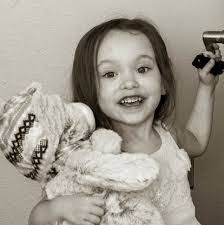 Anna Duerr's Instagram, Twitter & Facebook