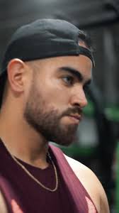 Quick Back workout highlights, Back routine soon 🦍 🔥 , ., ., ., ., ., .,  ., ., #training #trainingmotivation #miami #friday #fridayvibes