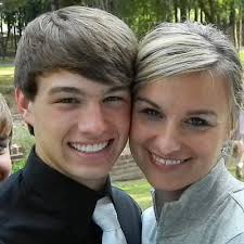 Tabitha Rush's Instagram, Twitter & Facebook