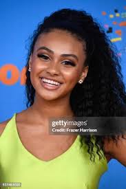 87 Dani Perkins Photos & High Res Pictures