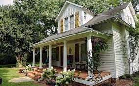Make certain you head over to have a look at the complete farmhouse front porch reveal! Farmhouse Front Porch Makeover