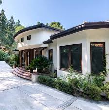 Compound noun is a type of noun in which two or more words are combined to give a specific meaning to a thing, place, etc like icecream. Forest Whitaker Hollywood Hills House For Sale Forest Whitaker House Photos