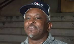 Rosario Dawson Can't Shake 'Beard' Rumors As She Insists She's 'In Love'  With Cory Booker