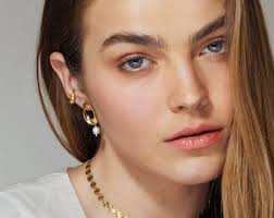 Camilla Pearl Earrings ,gold Oval Ear Posts With A Pearl, Oval Stud  Earrings, Pearl Earrings