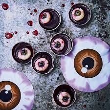 Die rezepte für kinder sind zudem auf die bedürfnisse der kleinen in jedem alter zugeschnitten. Halloween Rezepte Mit Gruselfaktor Brigitte De