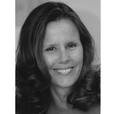 Lisa Dukes's Instagram, Twitter & Facebook