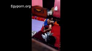 سكس سهرة كامله لمتعه وتفريش لبوه مصريه فيرجن وعشيقها ع السرير وينزل لبنه  ويمسح بالملايه تصوير مخفى – Egyporn