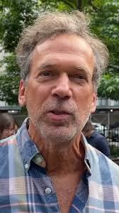 'ABSOLUTELY INSANE': Americans react to Trump's stunning conviction in New  York trial.