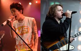 Takahiro moriuchi (森内 貴寛) is a former member of johnny's entertainment group news and current vocalist of the japanese rock band one ok rock, where he goes by the name taka. One Ok Rock S Taka Moriuchi Covers Lewis Capaldi S Someone You Loved