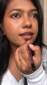 Westside: StudioWest Longwear Natural Foundation in 16 shades