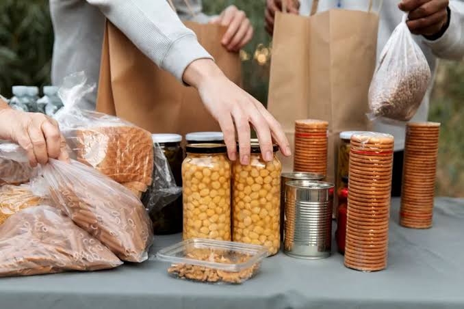 Bukan Sekadar Bungkus: Inovasi Kemasan Teknologi Pangan yang Bikin Produk Makanan Lebih Awet – Masoem University