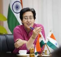 कितनी पढ़ी-लिखी हैं दिल्ली की नई ...