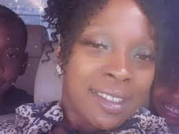 Whitney Harris's Instagram, Twitter & Facebook