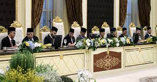 Media turut difahamkan antara inti pati mesyuarat esok ialah. Agong Hadir Mesyuarat Majlis Raja Raja