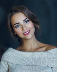 Coldplay Adventure Of A Lifetime Rafo Remix Maxwell Joseph Cover Pin By Zoli Simon On Csaj Beautiful Eyes Gorgeous Eyes Hair Beauty Cat