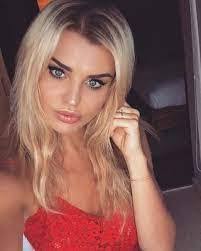 Lillian Kirk's Instagram, Twitter & Facebook