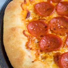 The Perfect Homemade Pizza Sauce Recipe Queenslee Appetit Recipe Homemade Pizza Pizza Sauce Recipe Pizza Sauce Homemade