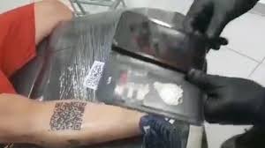 The only two to walk away from the cataclysm unscathed, the hapless everyman known as … River Plate Fan Mit Verrucktem Qr Code Tattoo Es Hat Einen Haken Fussball News Sky Sport