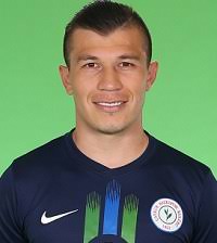Yedlin received a yellow card for a hand ball in caykur rizespor's penalty area in the 52nd when he slid to block braian samudio's headed shot, leading to milan skoda's penalty kick that gave the. Player Braian Samudio