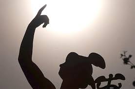 Grund für das kitschige erwachen ist unter anderem auch aufgewirbelter saharastaub, der derzeit über europa zieht, wie peter wick, ceo von meteonews, bestätigt. Wetter In Stuttgart Saharastaub Kommt Uber Die Region Stuttgart Stuttgarter Zeitung