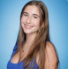 Tessa Cooper's Instagram, Twitter & Facebook